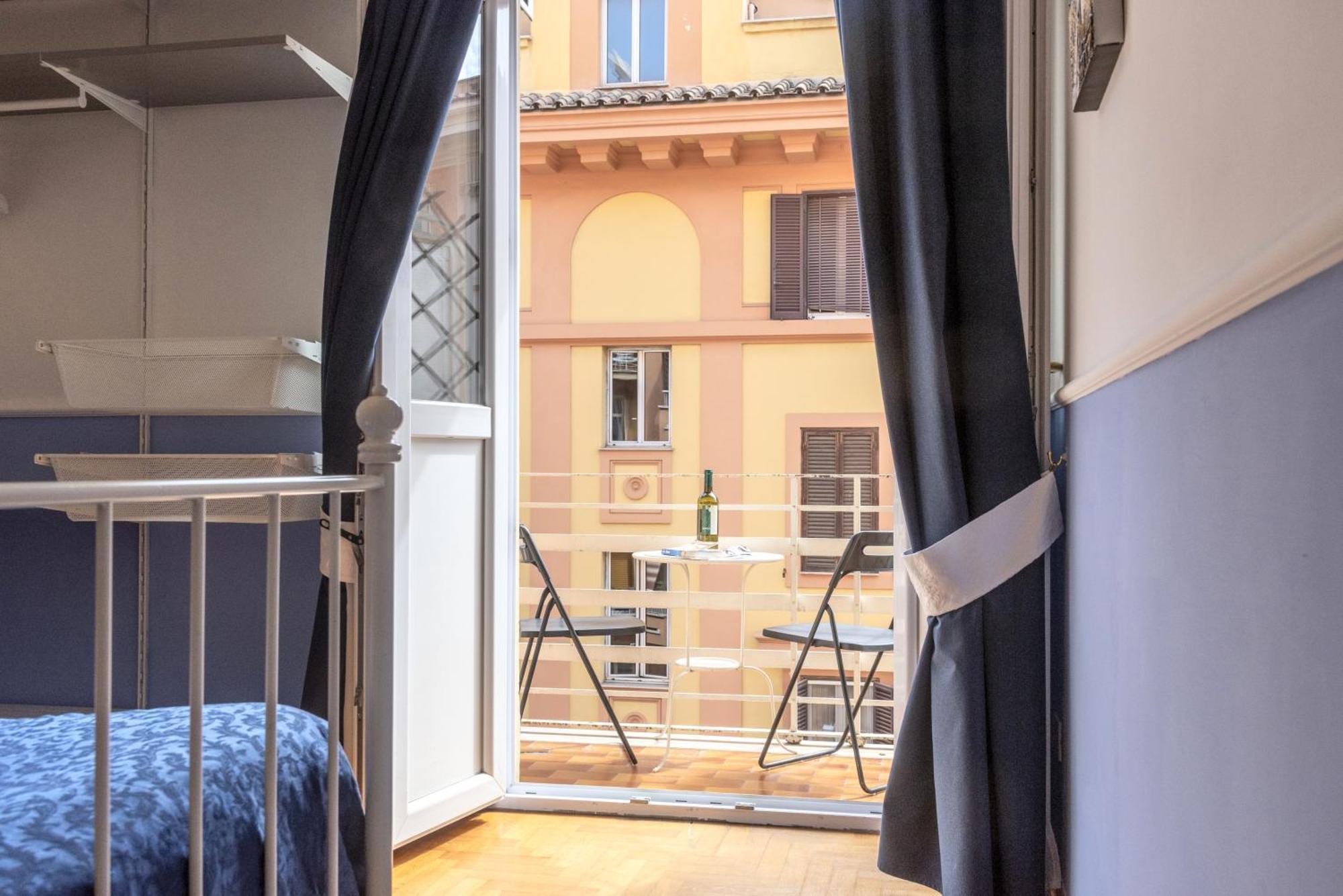San Pietro Holidays, Rome